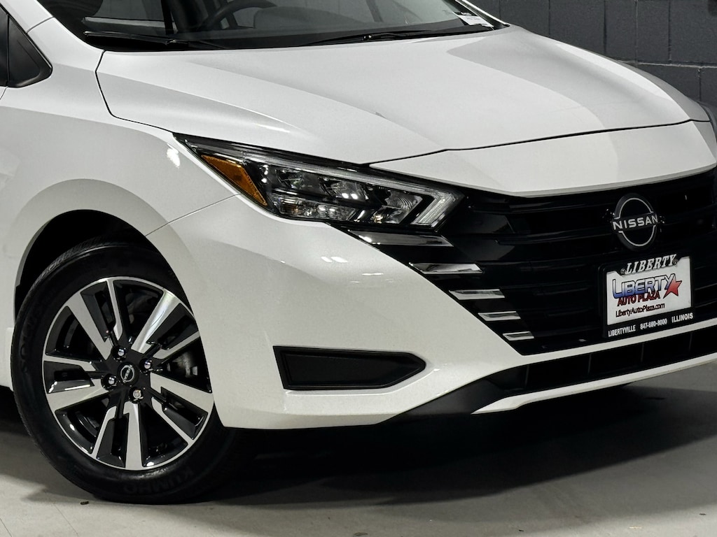 Certified 2025 Nissan Versa 1.6 SV Sedan