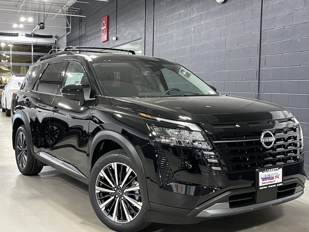 New 2026 Nissan Pathfinder Platinum SUV