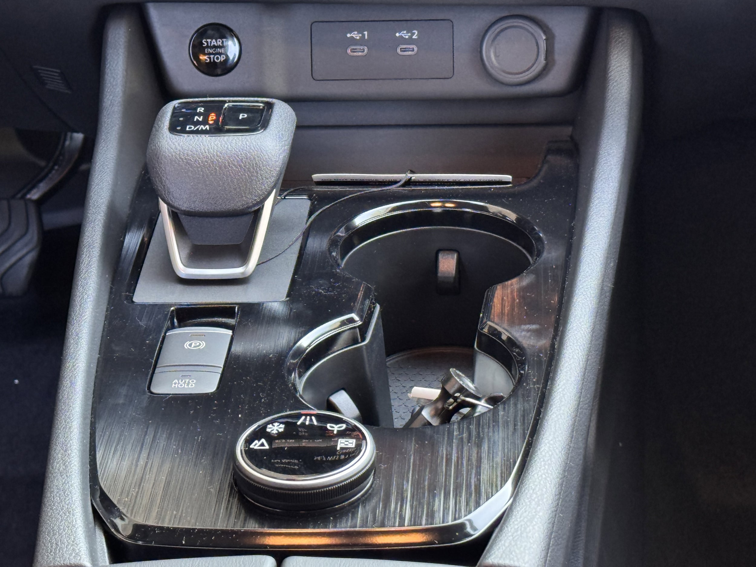 2025 Nissan Rogue SV - Photo 15