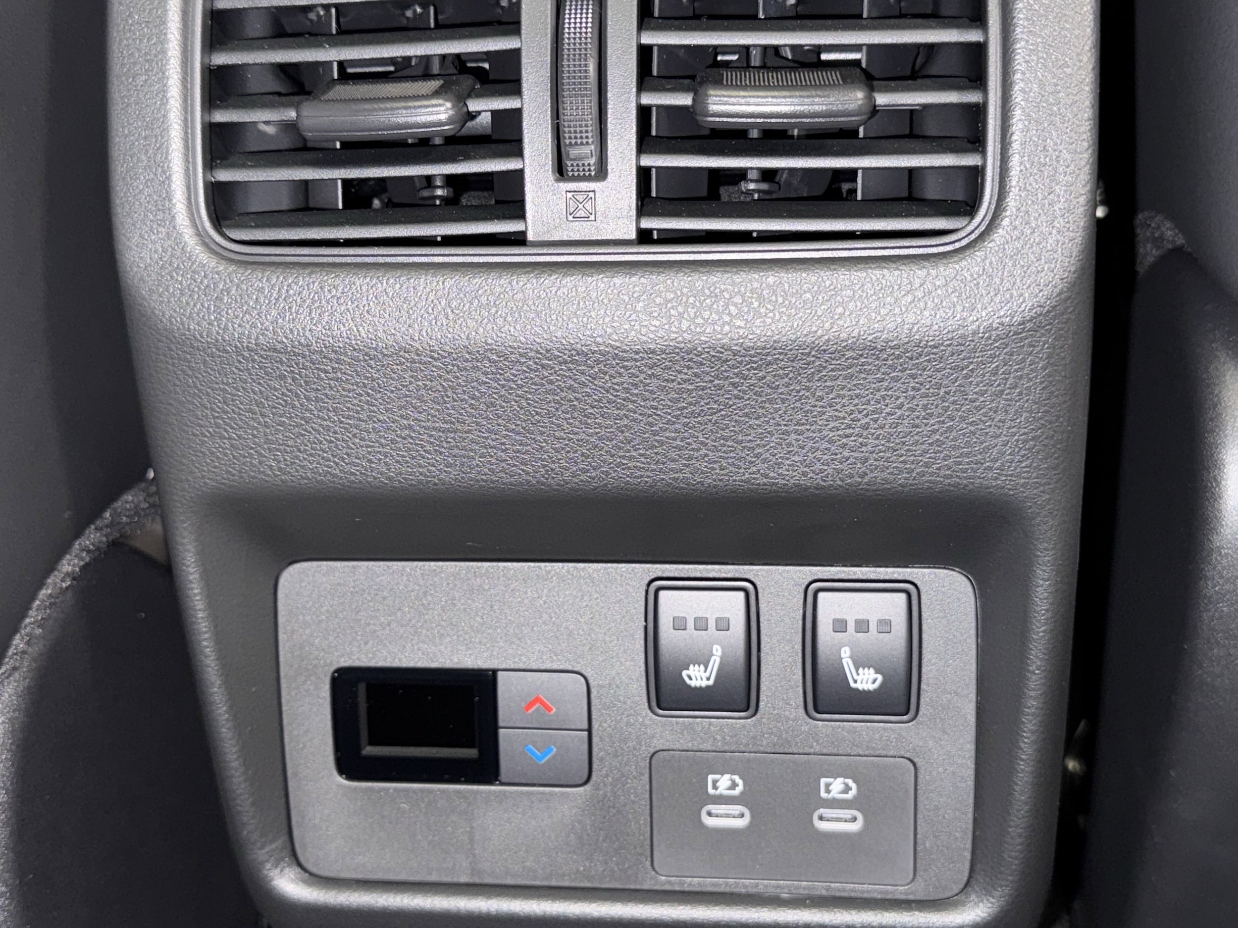 2026 Nissan Rogue Platinum - Photo 18