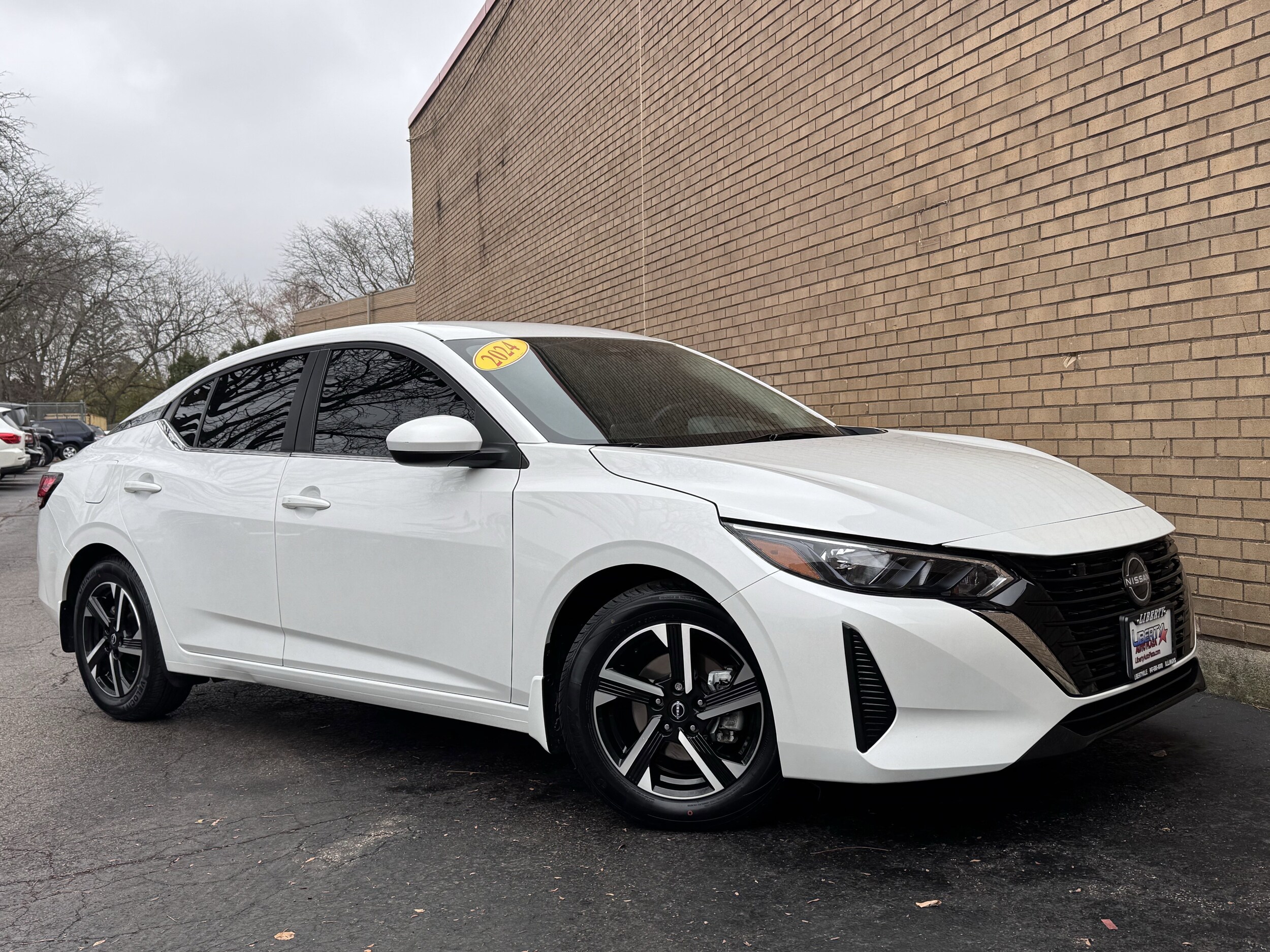 2024 Nissan Sentra SV photo 2