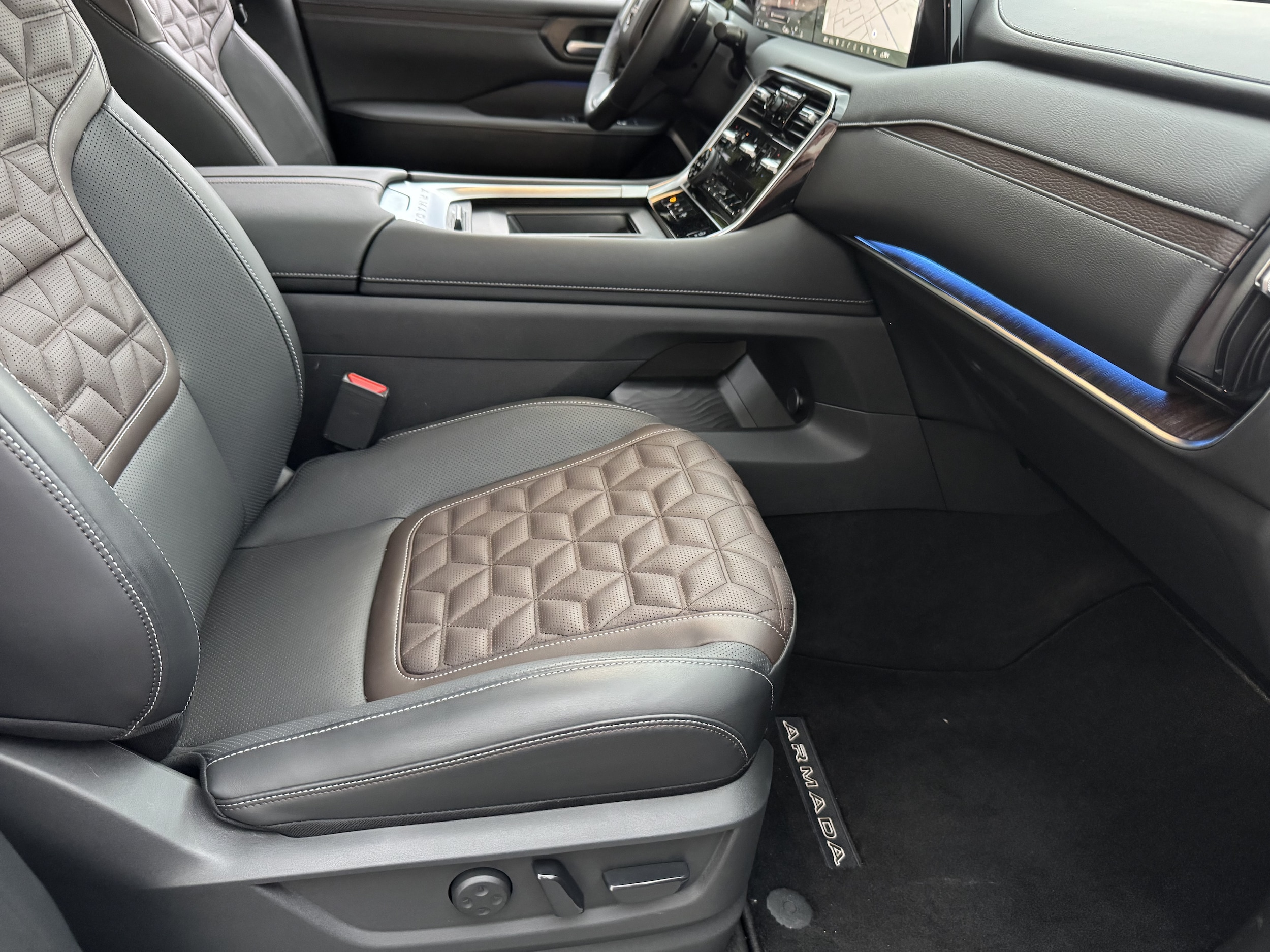2026 Nissan Armada Platinum - Photo 28