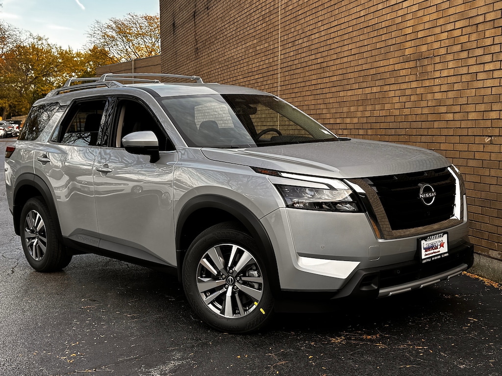 New 2025 Nissan Pathfinder SL SUV