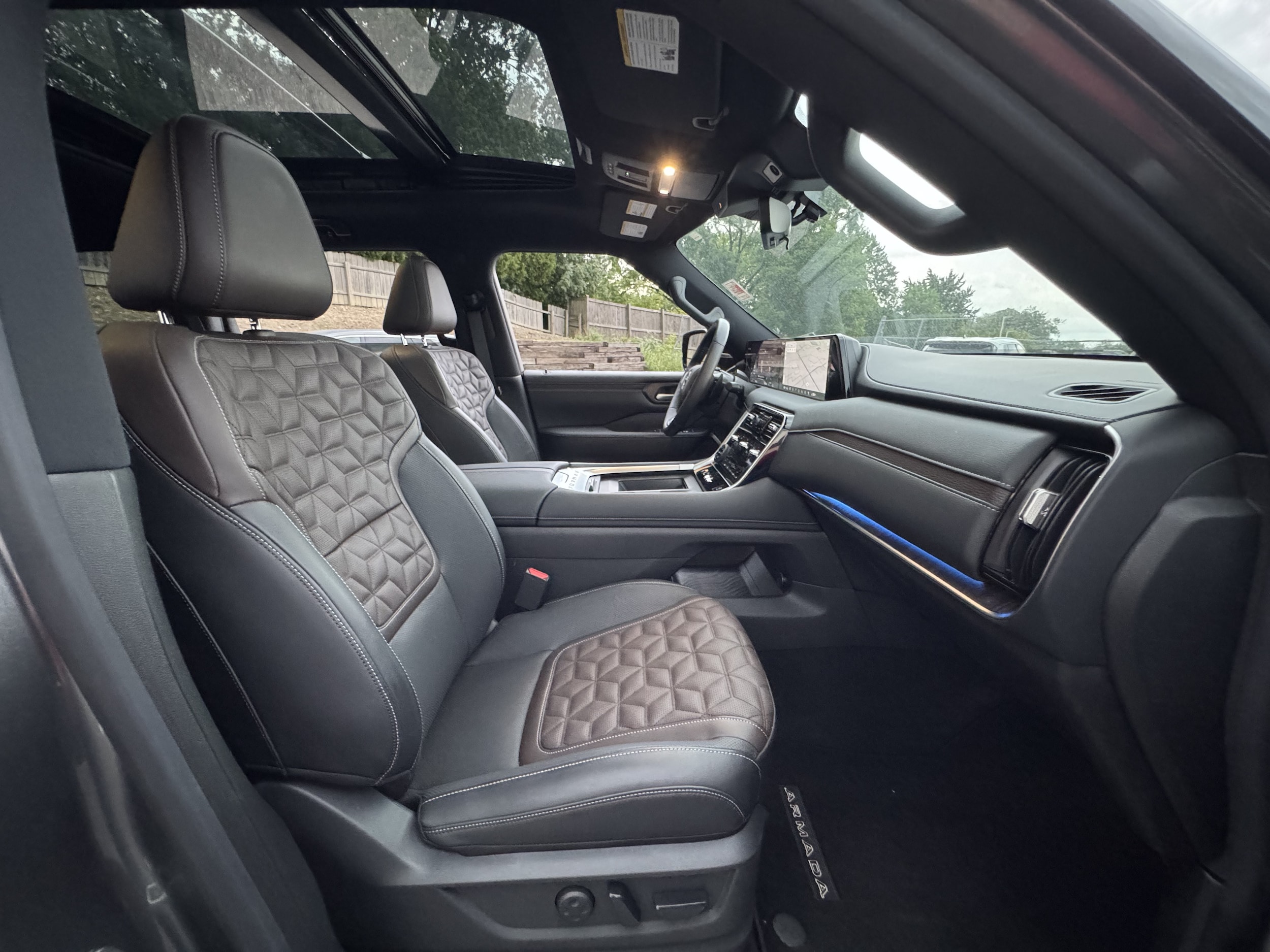 2026 Nissan Armada Platinum - Photo 30