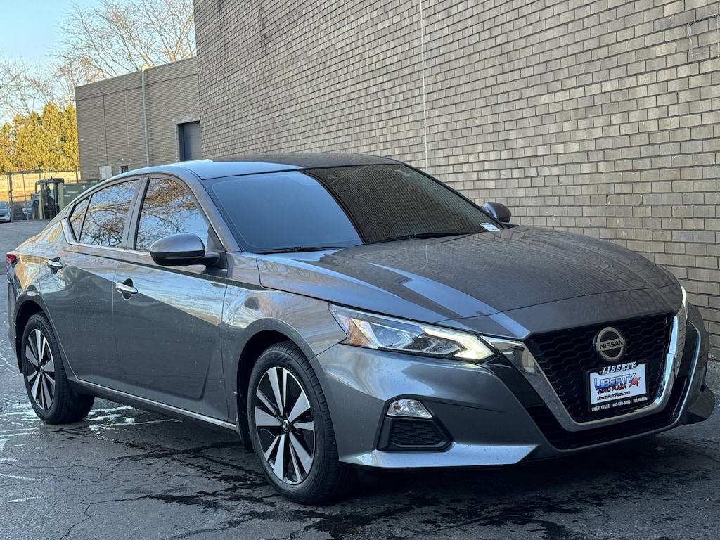 Used 2021 Nissan Altima 2.5 SV Sedan