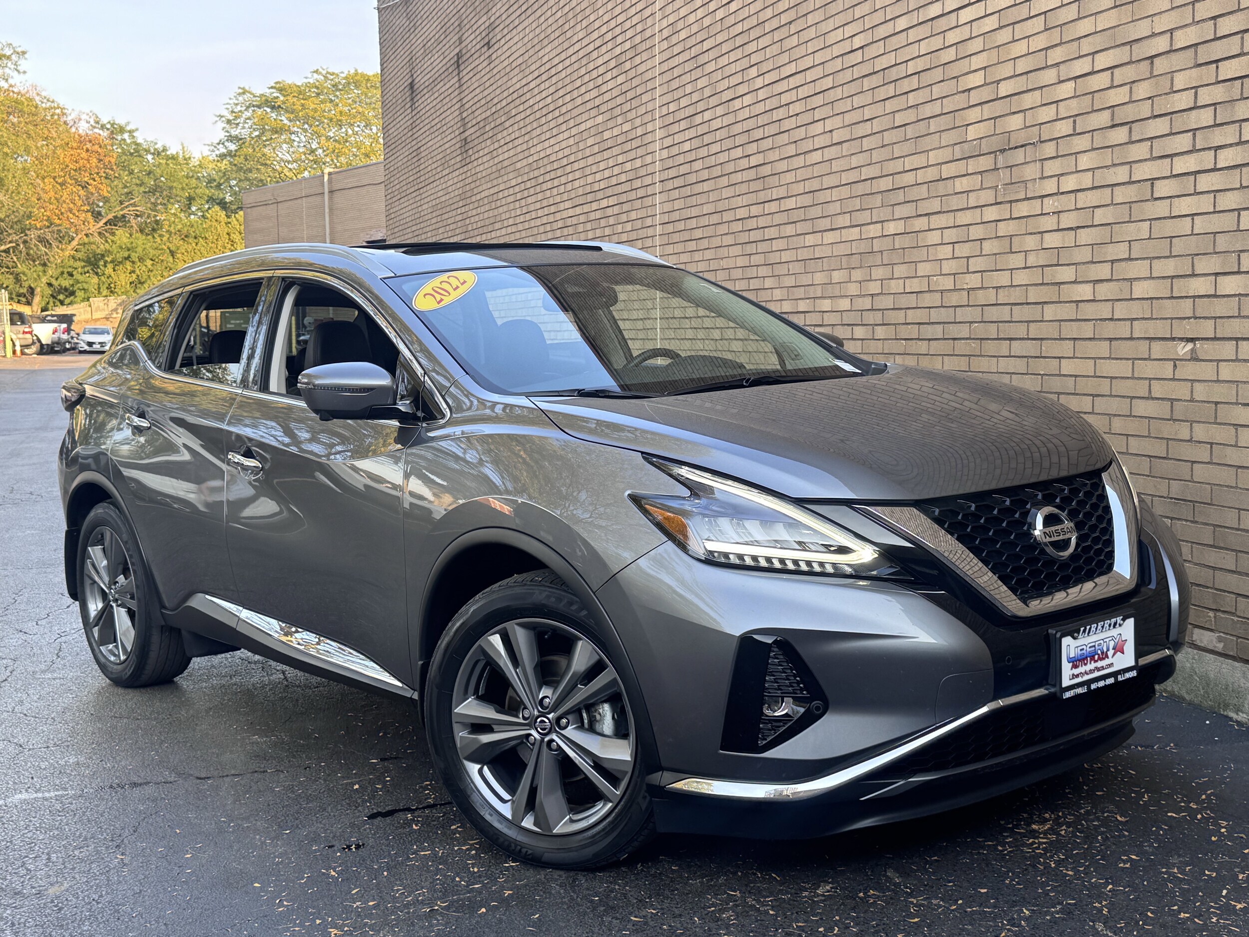 2022 Nissan Murano Platinum photo 2