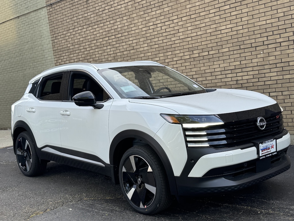New 2026 Nissan Kicks SR SUV