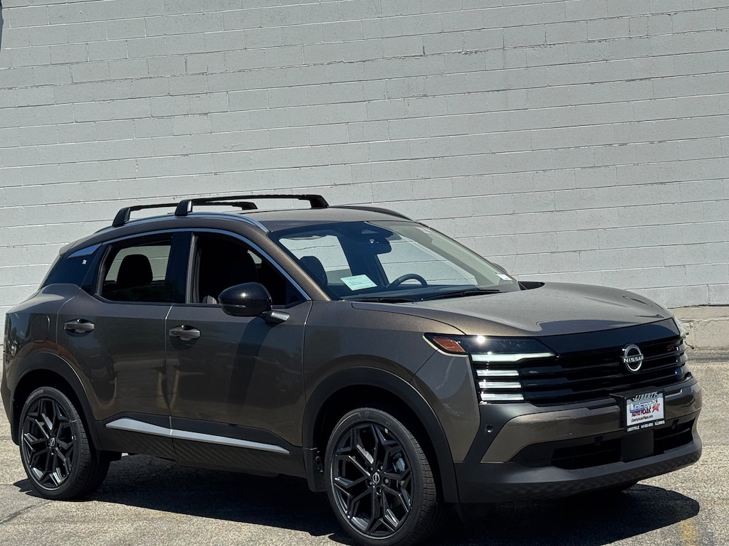 New 2026 Nissan Kicks SR SUV