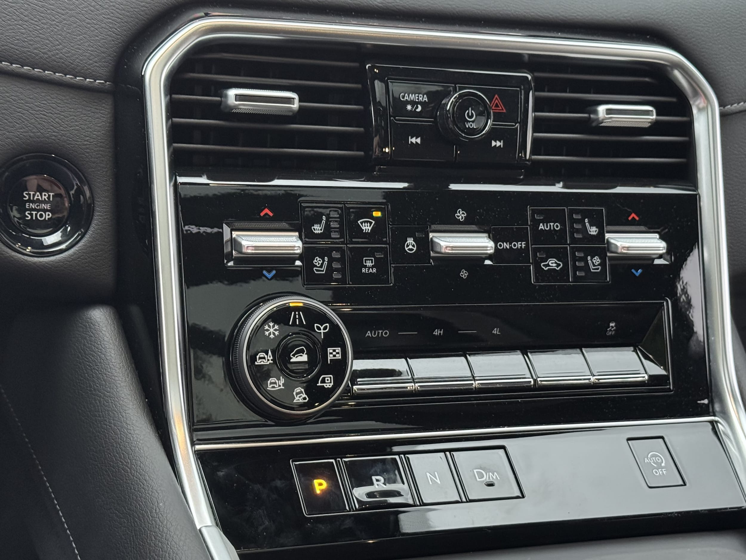 2026 Nissan Armada Platinum - Photo 12