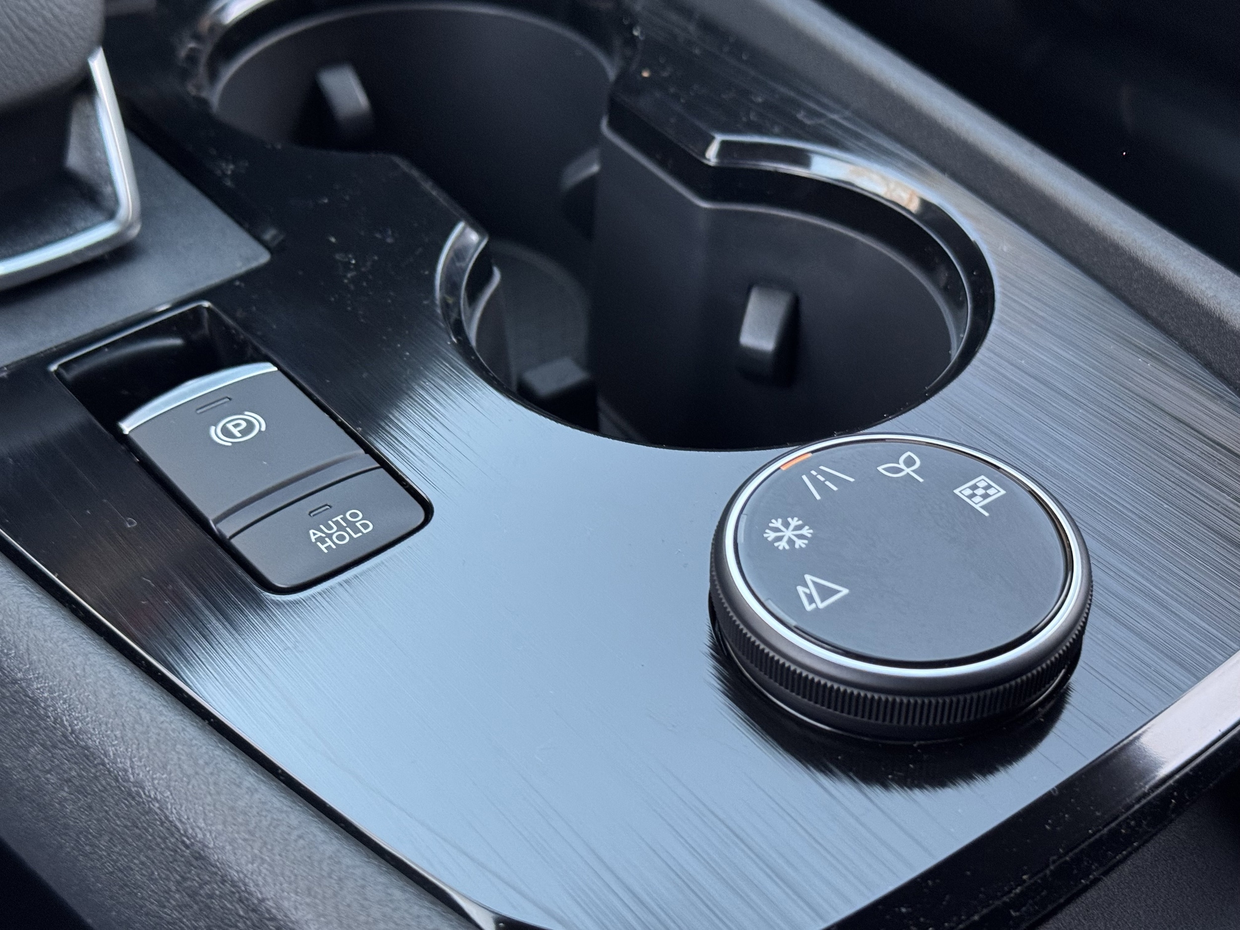 2026 Nissan Rogue SV - Photo 29