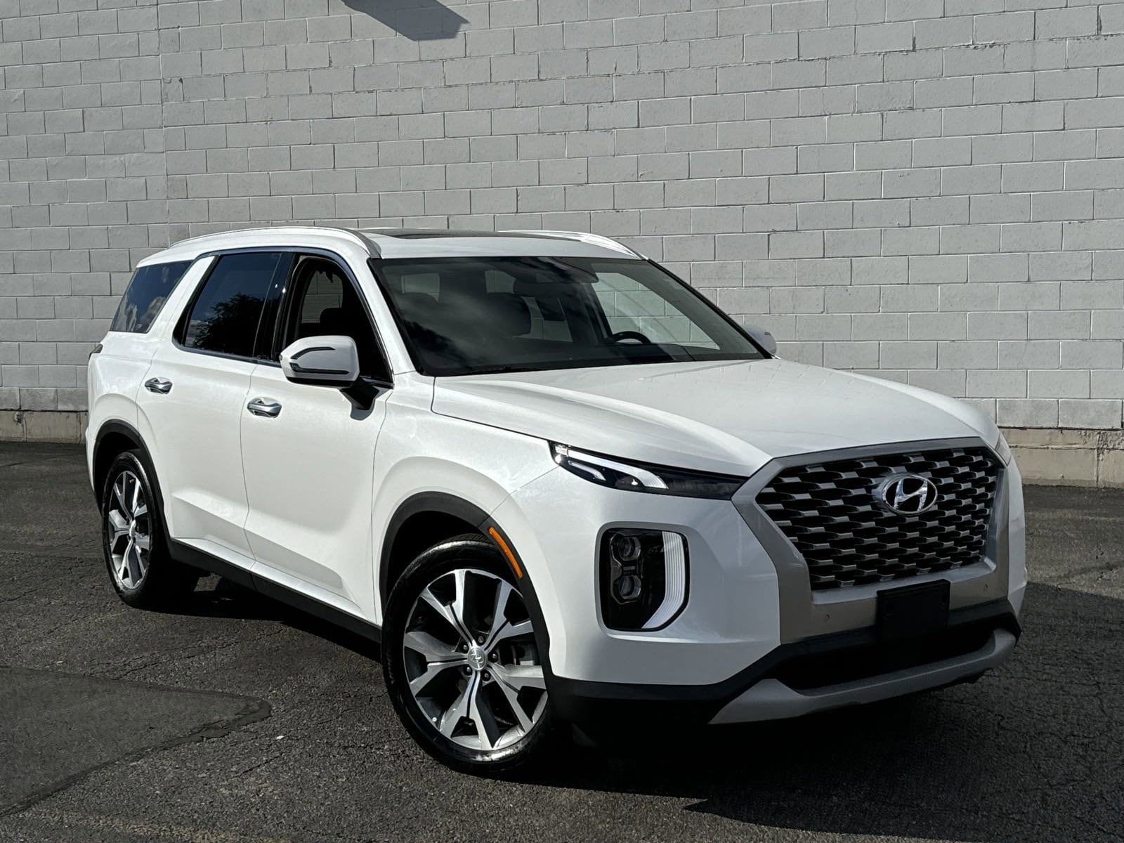 Used 2022 Hyundai Palisade SEL with VIN KM8R4DHE5NU430668 for sale in Libertyville, IL