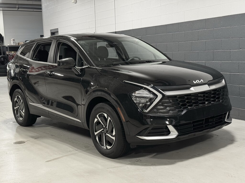 Used 2023 Kia Sportage Hybrid LX SUV