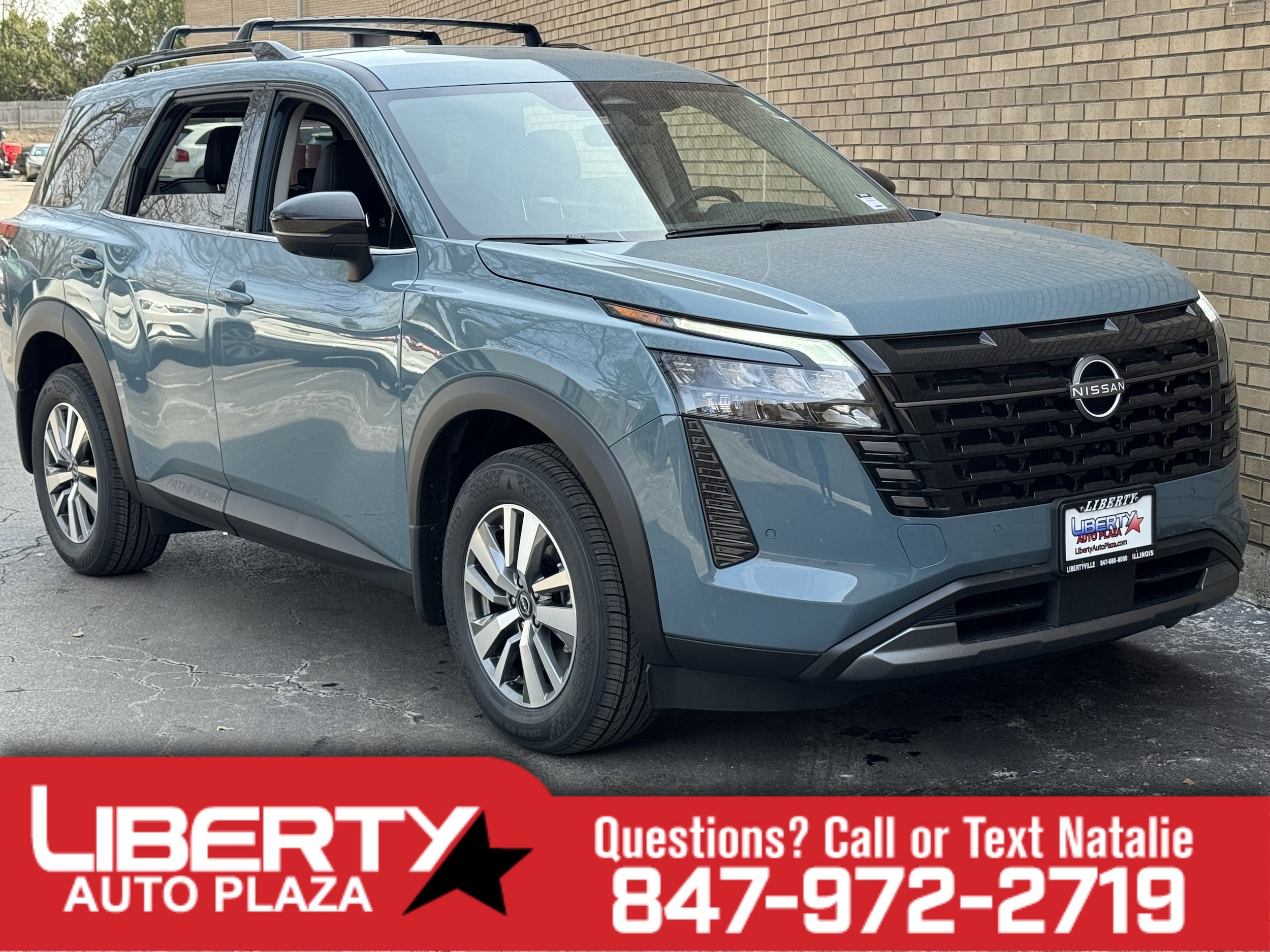 2026 Nissan Pathfinder SL 4WD's photo