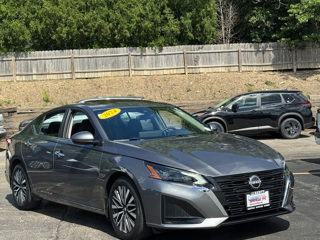 Used 2024 Nissan Altima 2.5 SV Sedan
