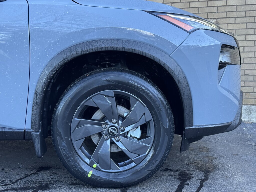 New 2026 Nissan Rogue SV SUV