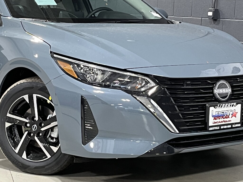 New 2025 Nissan Sentra SV Sedan