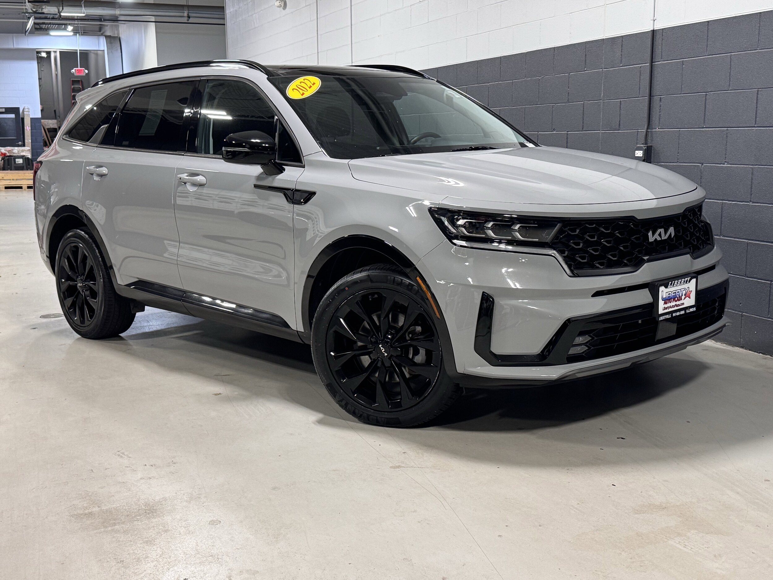 2022 Kia Sorento SX photo 2