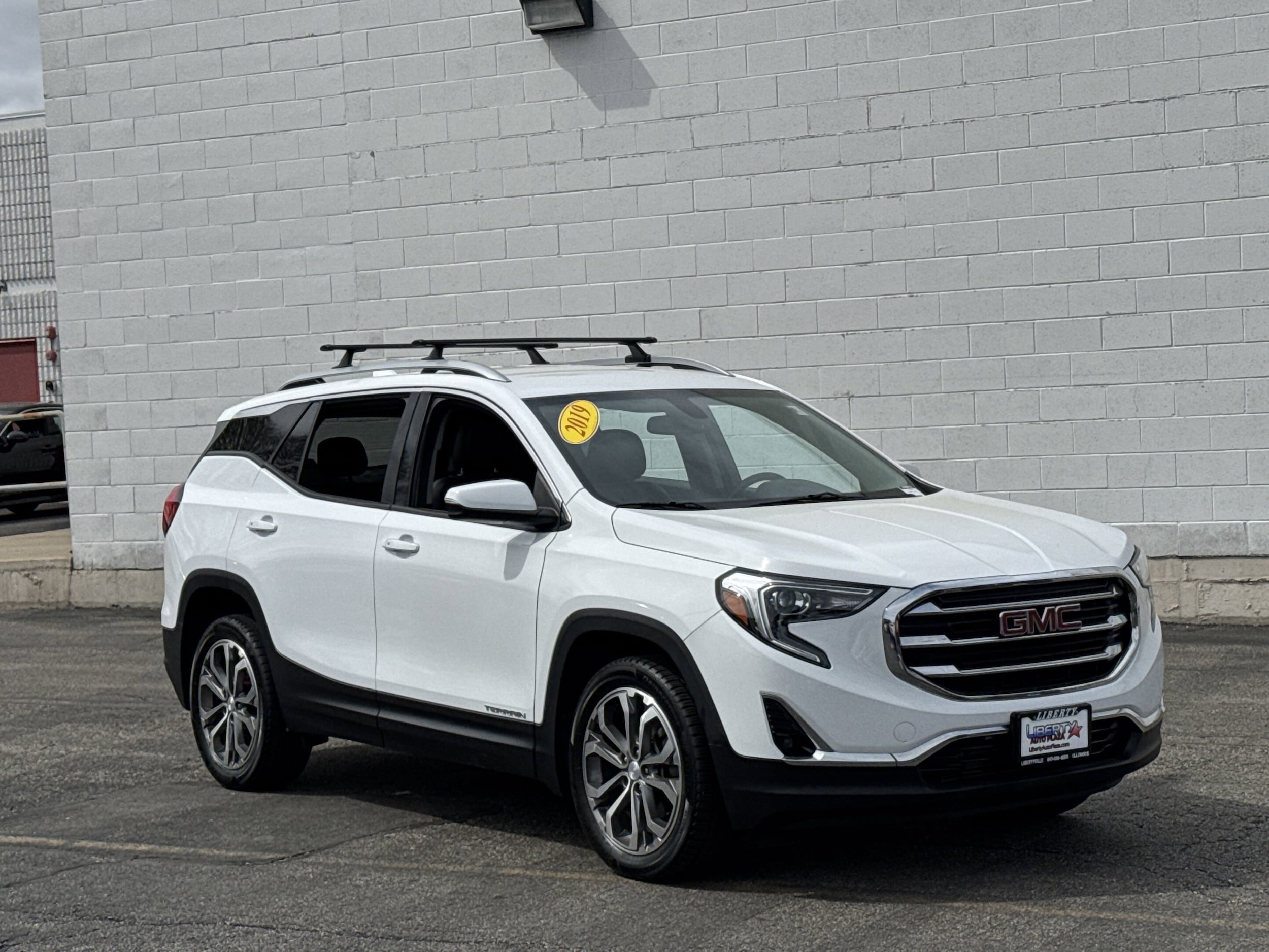 Used 2019 GMC Terrain SLT with VIN 3GKALVEX1KL193719 for sale in Libertyville, IL