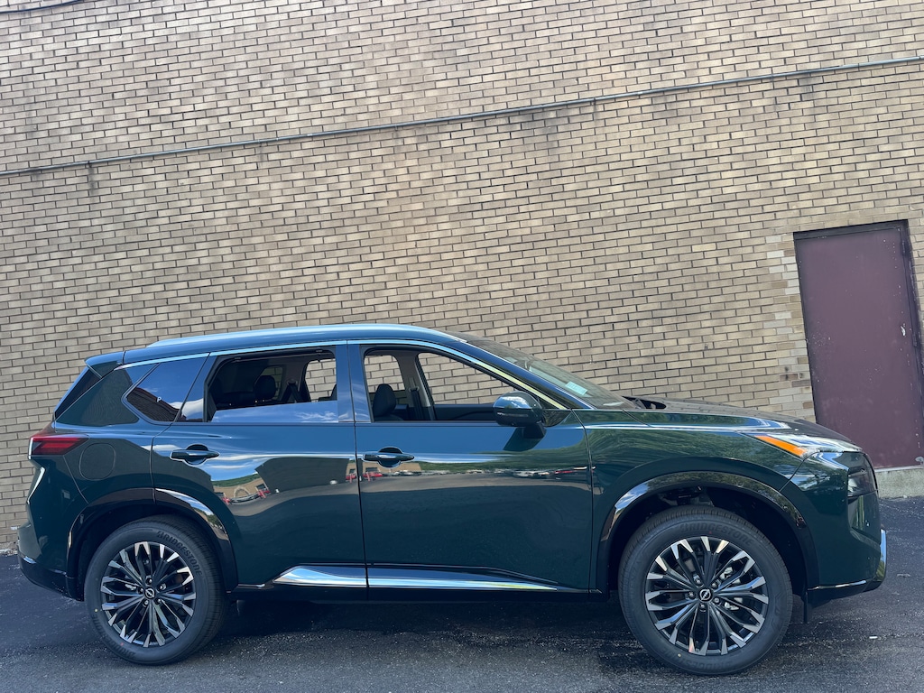 New 2026 Nissan Rogue Platinum SUV