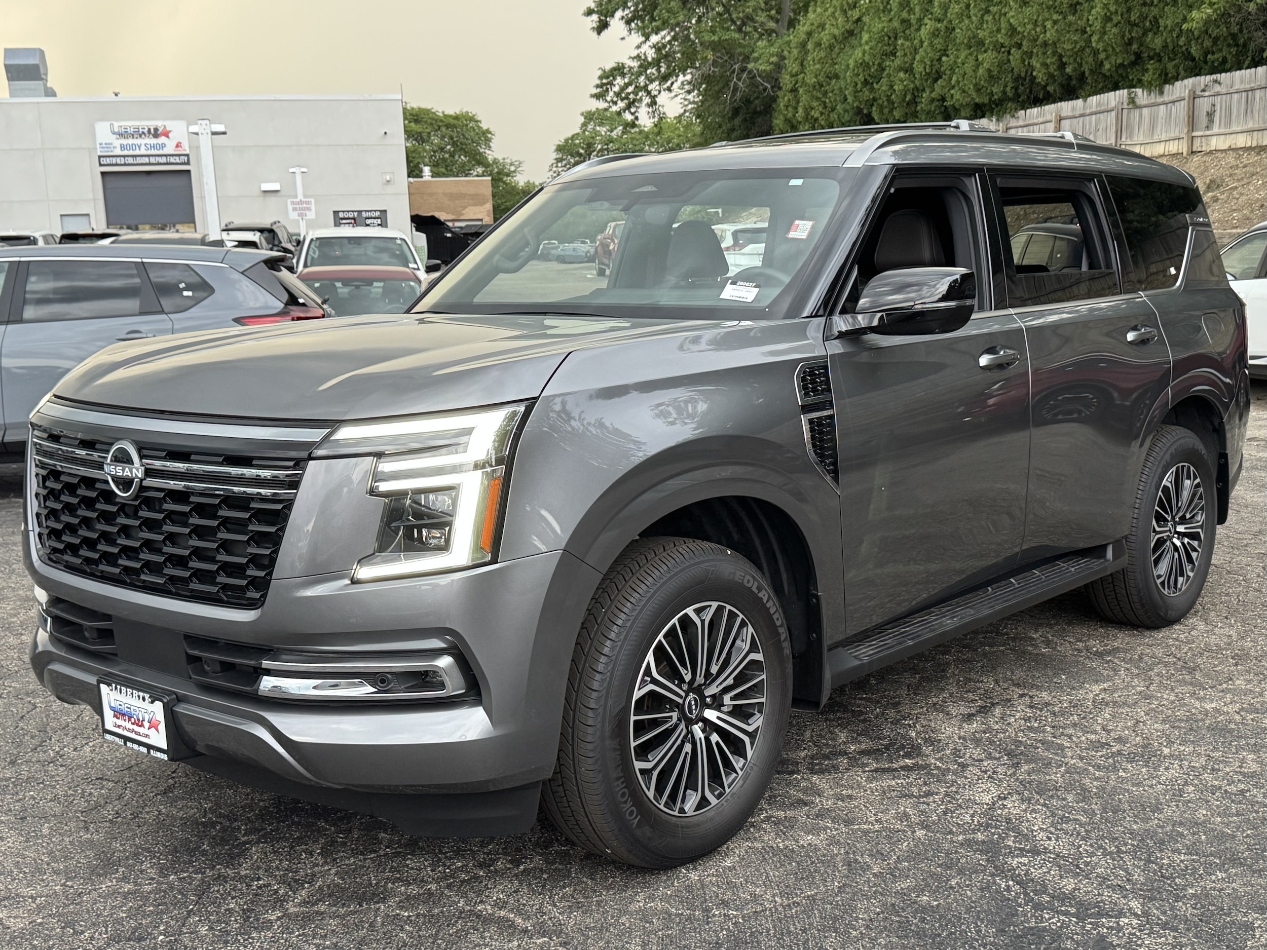 2026 Nissan Armada Platinum - Photo 42
