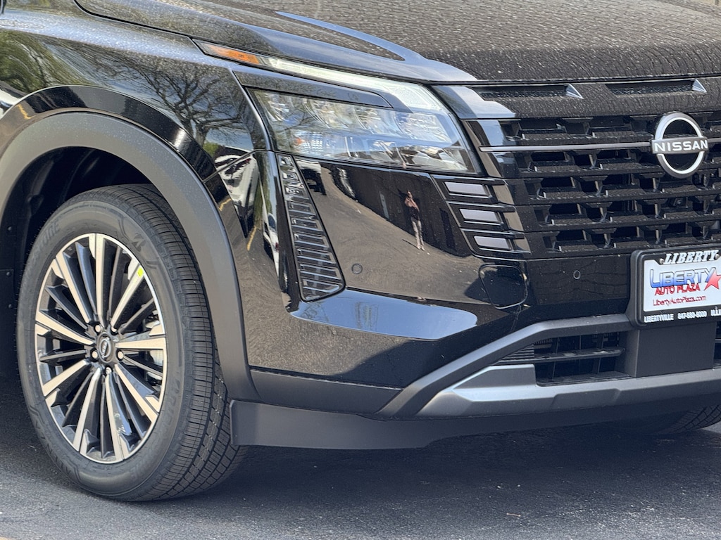 New 2026 Nissan Pathfinder Platinum SUV