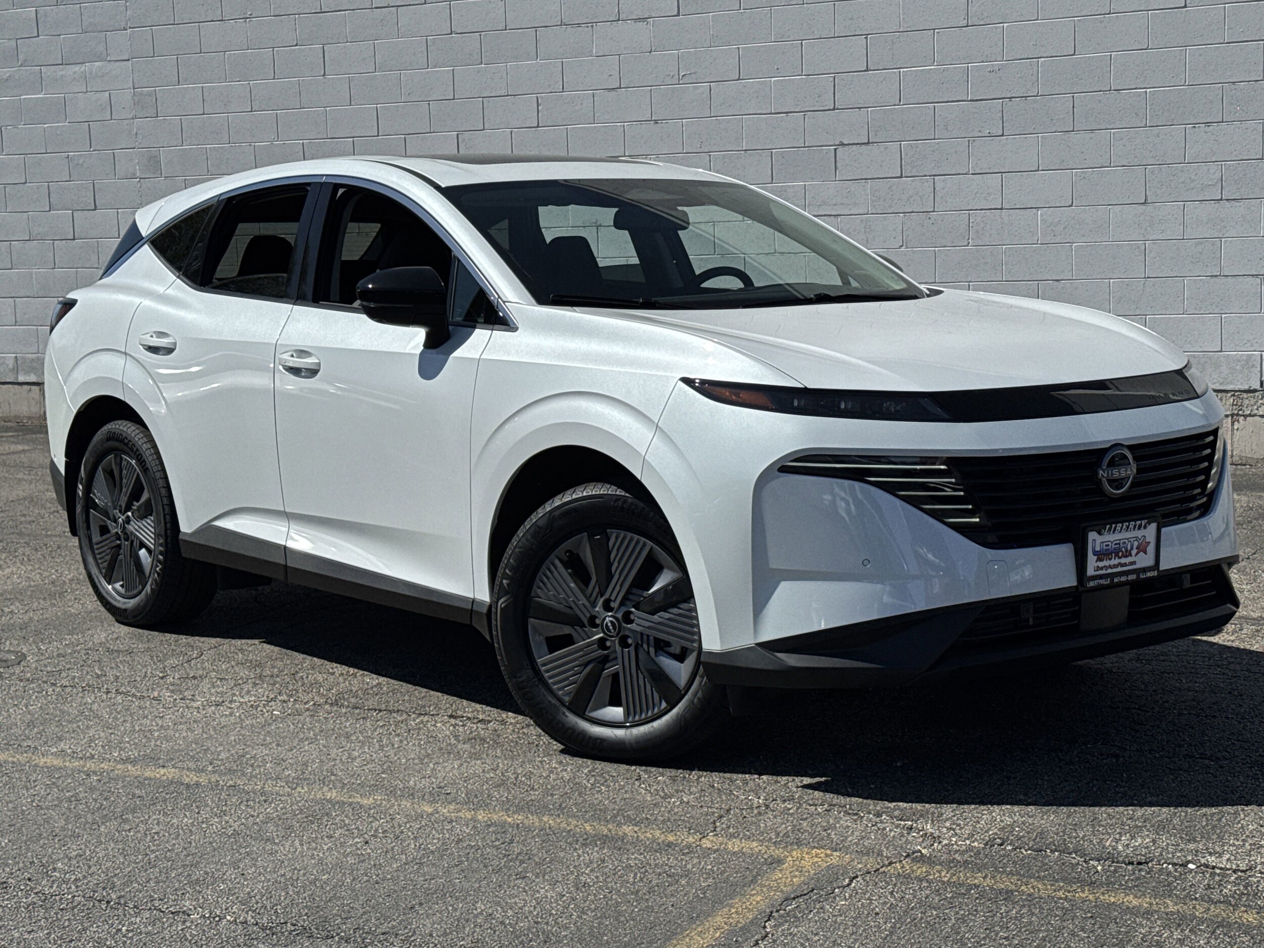2025 Nissan Murano SL photo 2