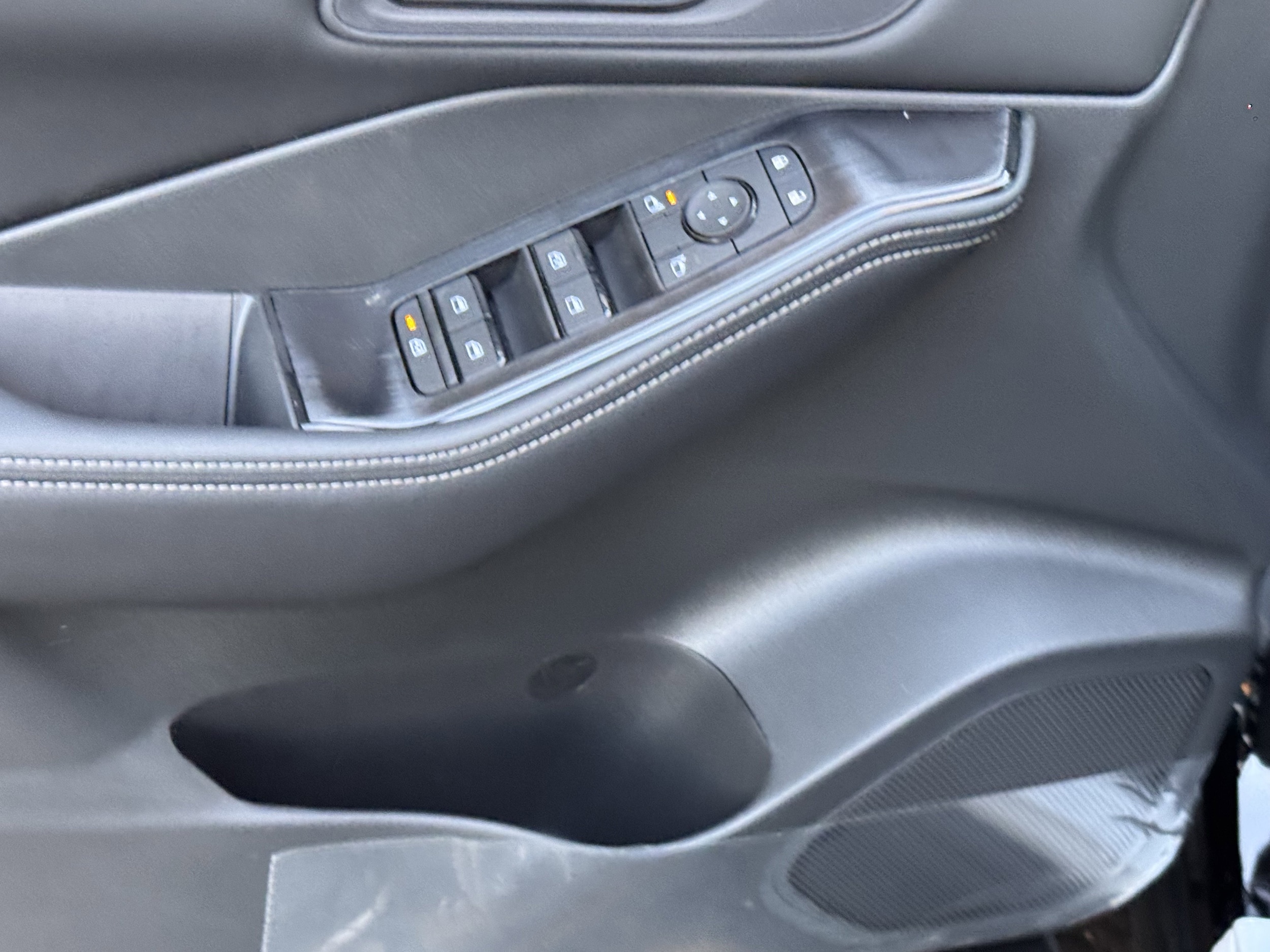 2026 Nissan Rogue SV - Photo 22