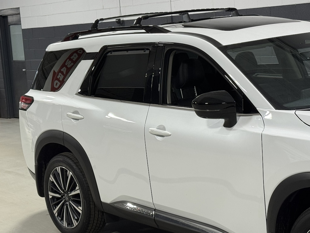 New 2026 Nissan Pathfinder Platinum SUV