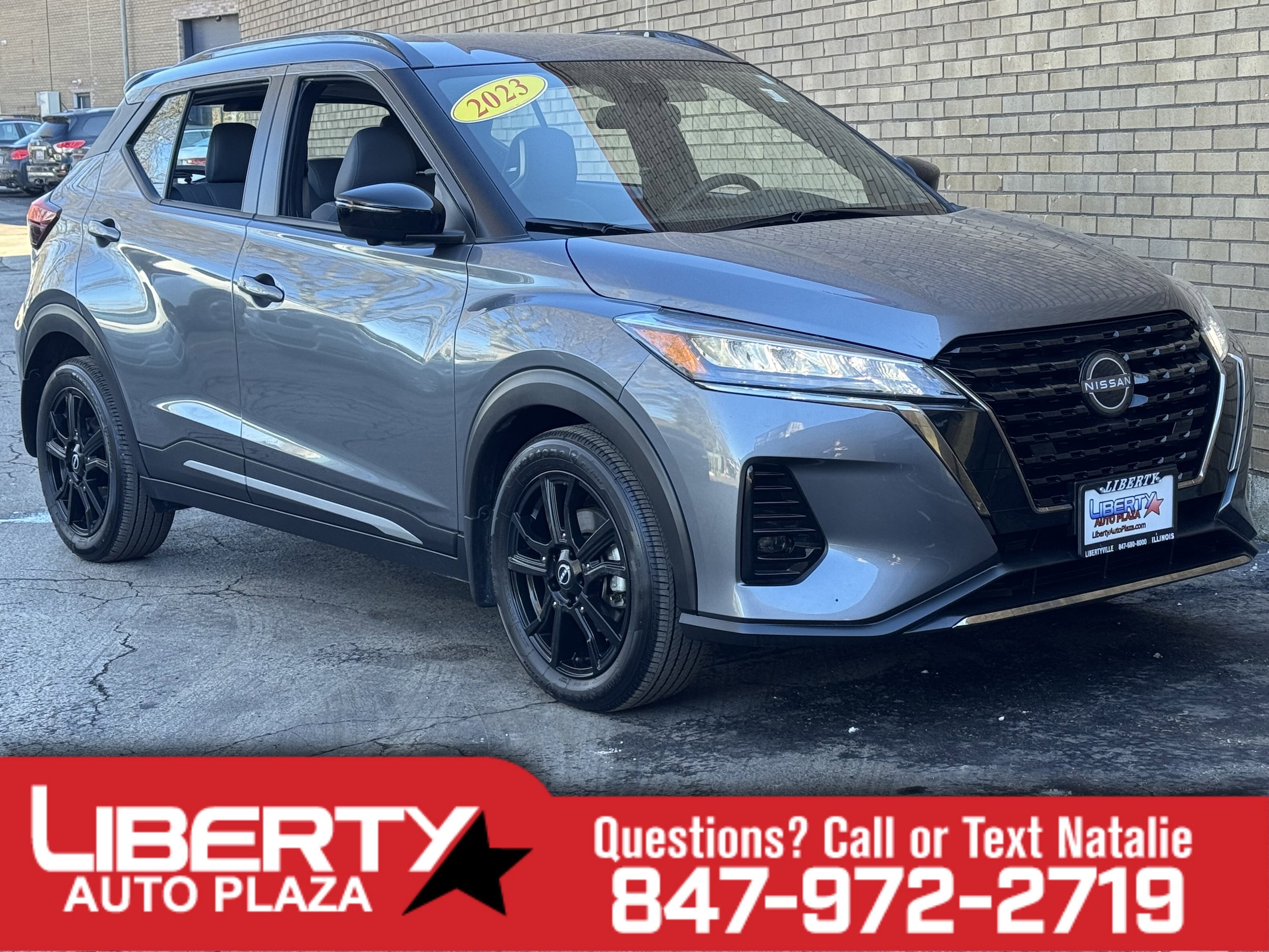 2023 Nissan Kicks SR