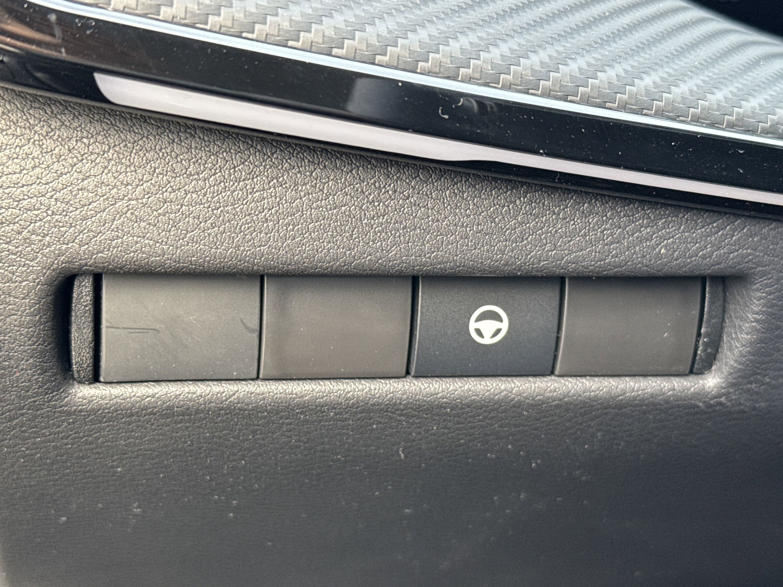 2025 Nissan Kicks SR AWD - Photo 13