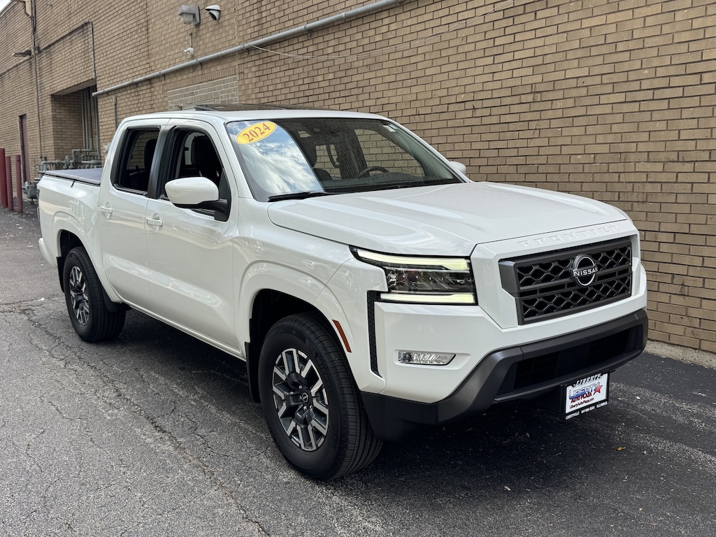 Used 2024 Nissan Frontier SL Truck Crew Cab