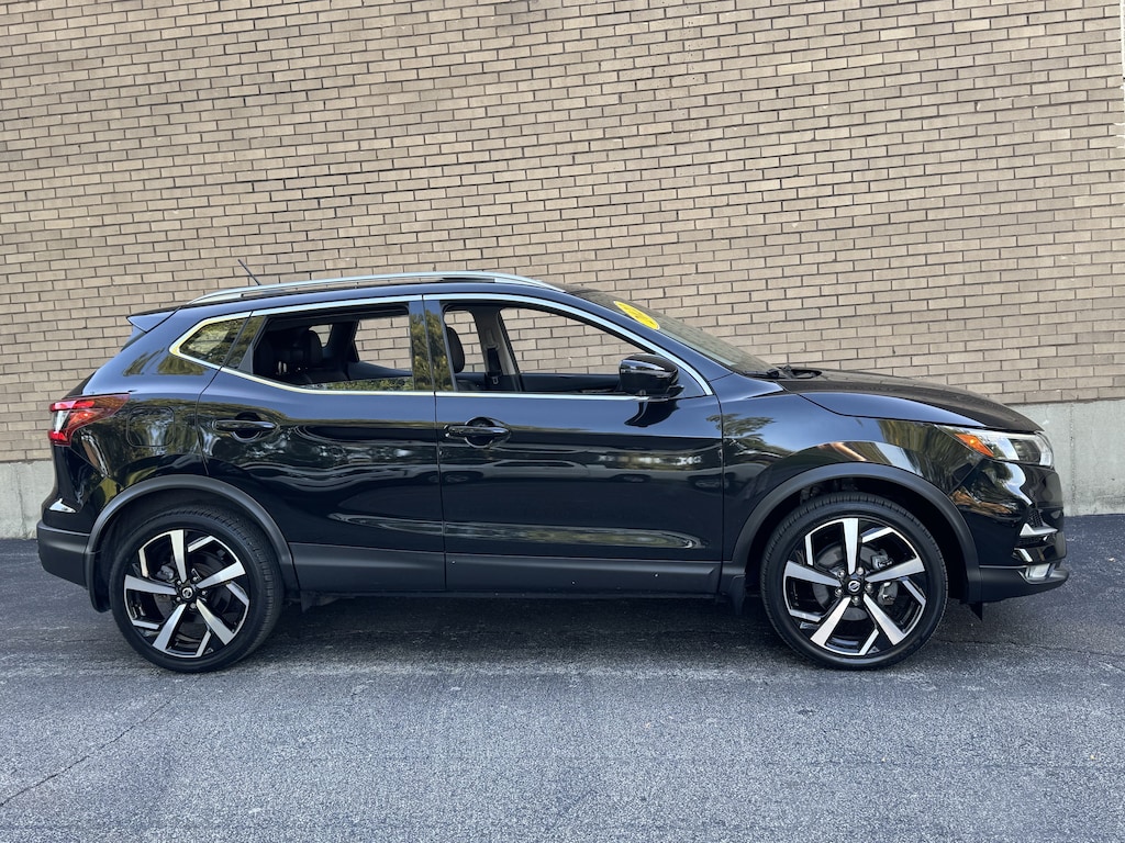 Used 2022 Nissan Rogue Sport SL SUV