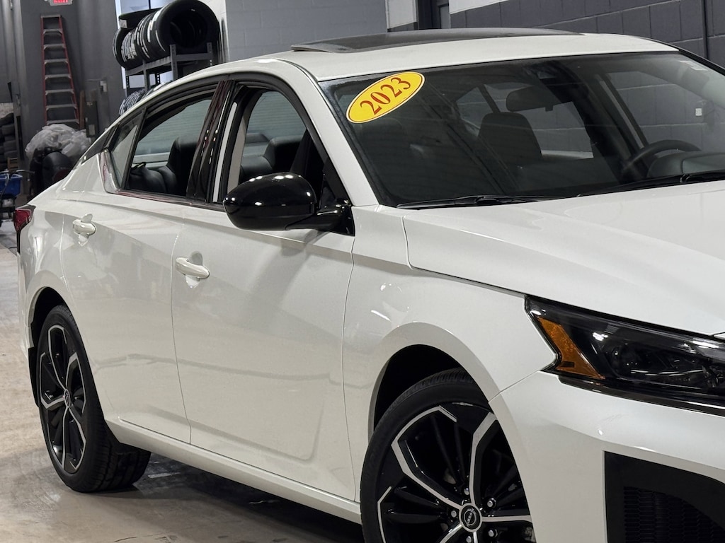 Used 2023 Nissan Altima 2.5 SR Sedan