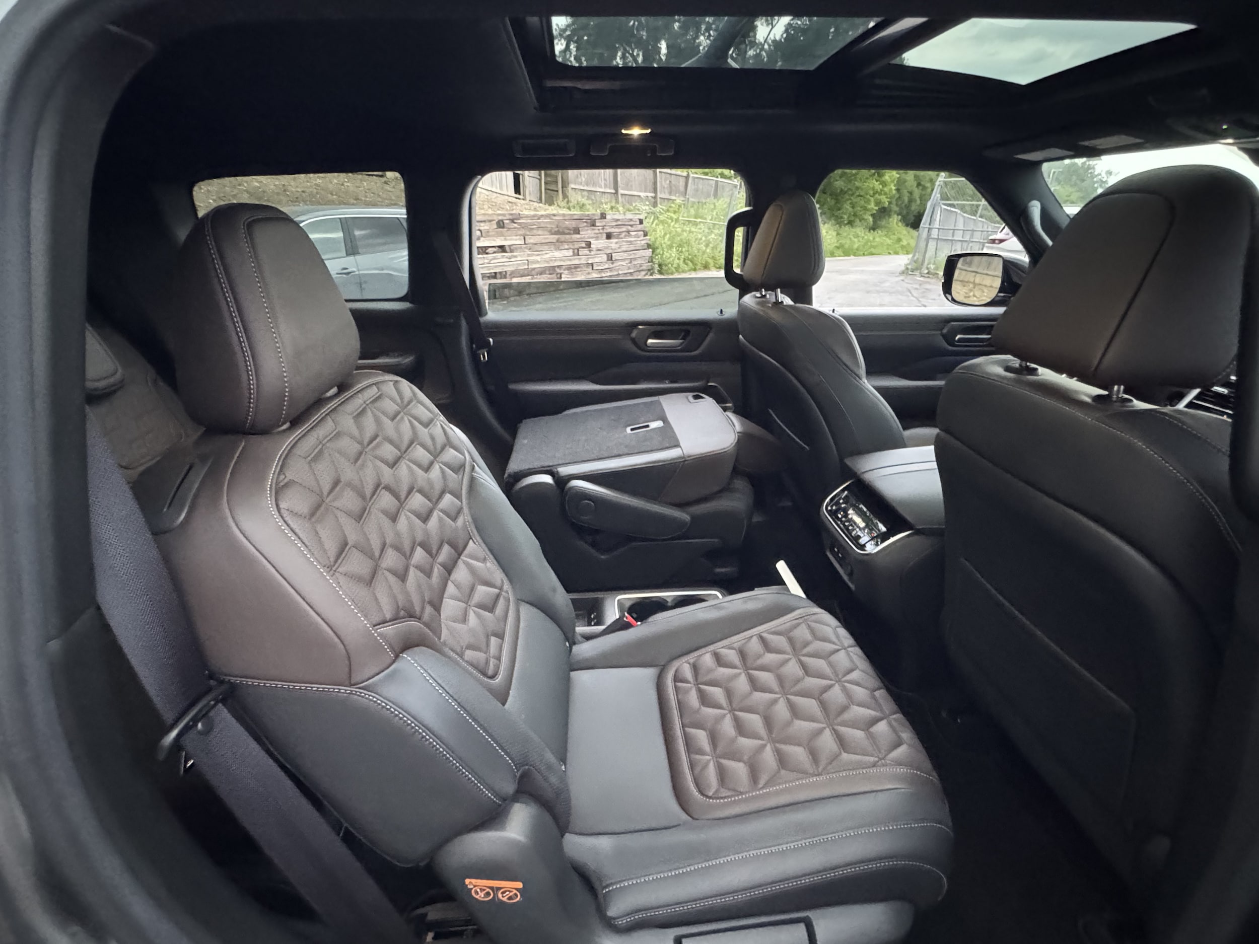 2026 Nissan Armada Platinum - Photo 34