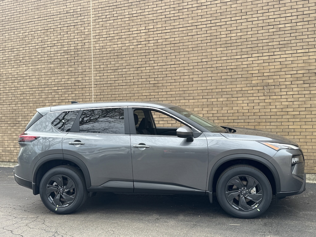 New 2026 Nissan Rogue SV SUV