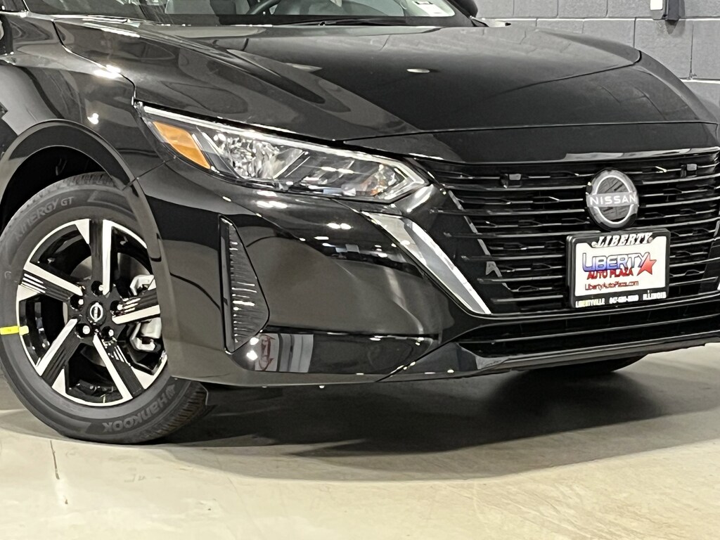 New 2025 Nissan Sentra SV Sedan