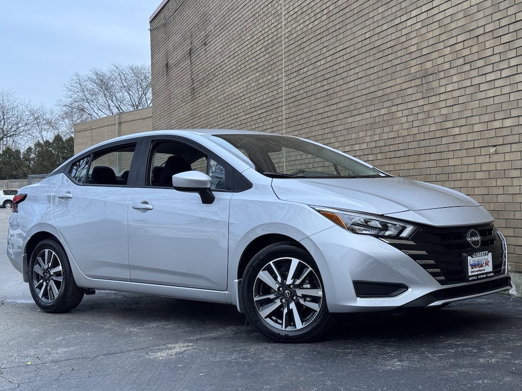Certified 2025 Nissan Versa 1.6 SV Sedan