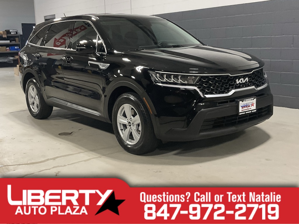 Used 2023 Kia Sorento LX SUV