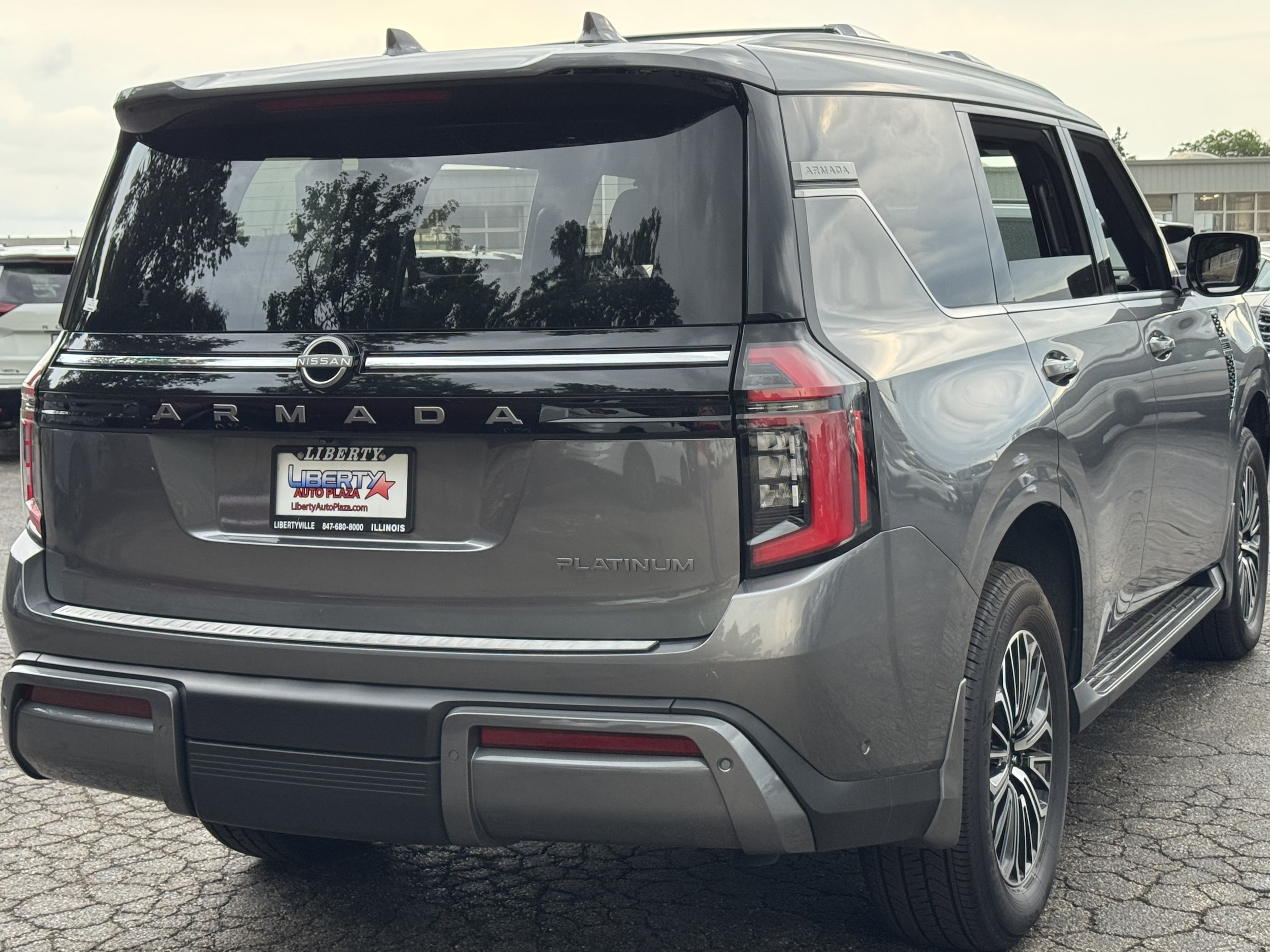 2026 Nissan Armada Platinum - Photo 36