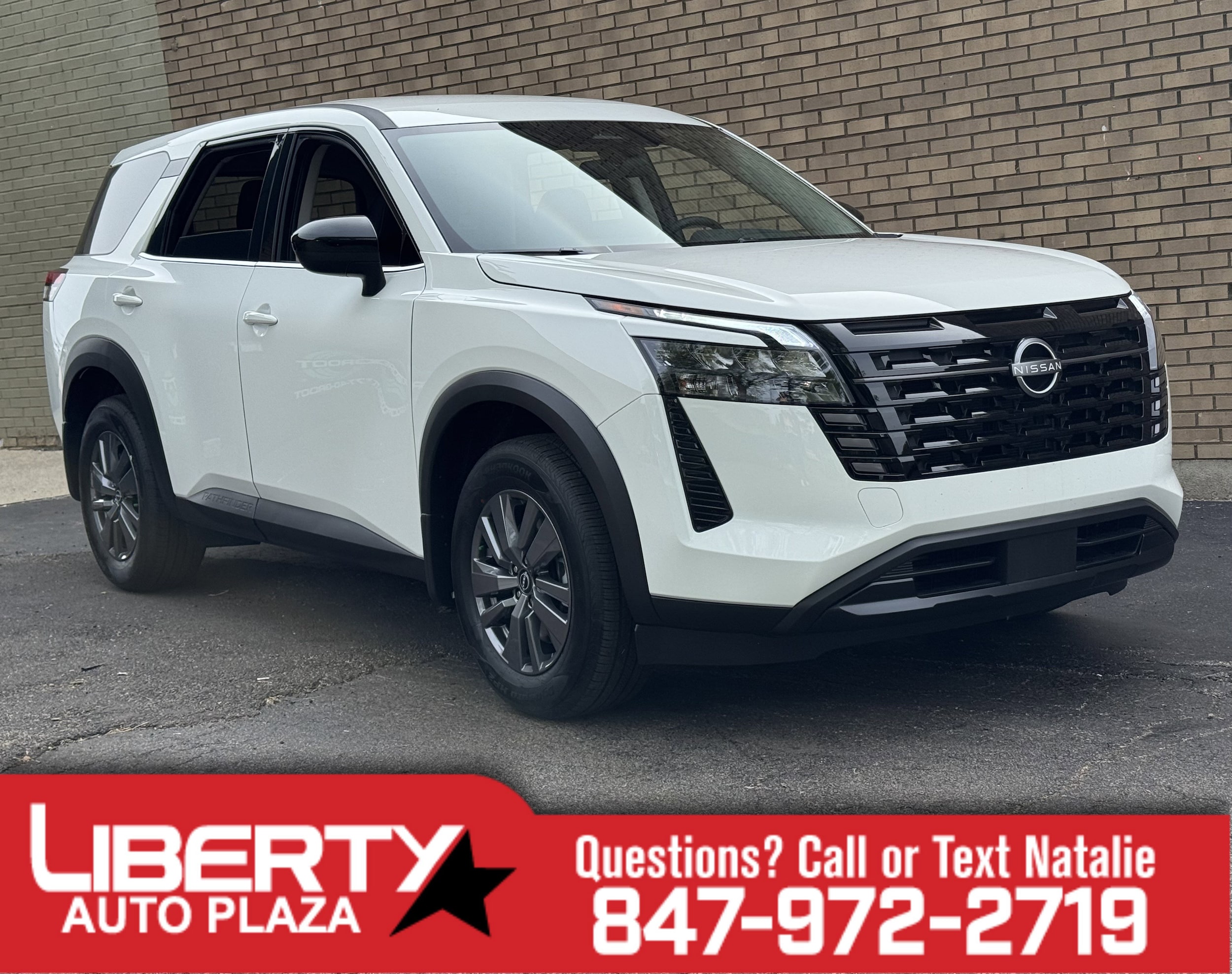 2026 Nissan Pathfinder S 4WD's photo