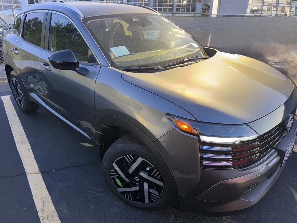 New 2026 Nissan Kicks SV SUV