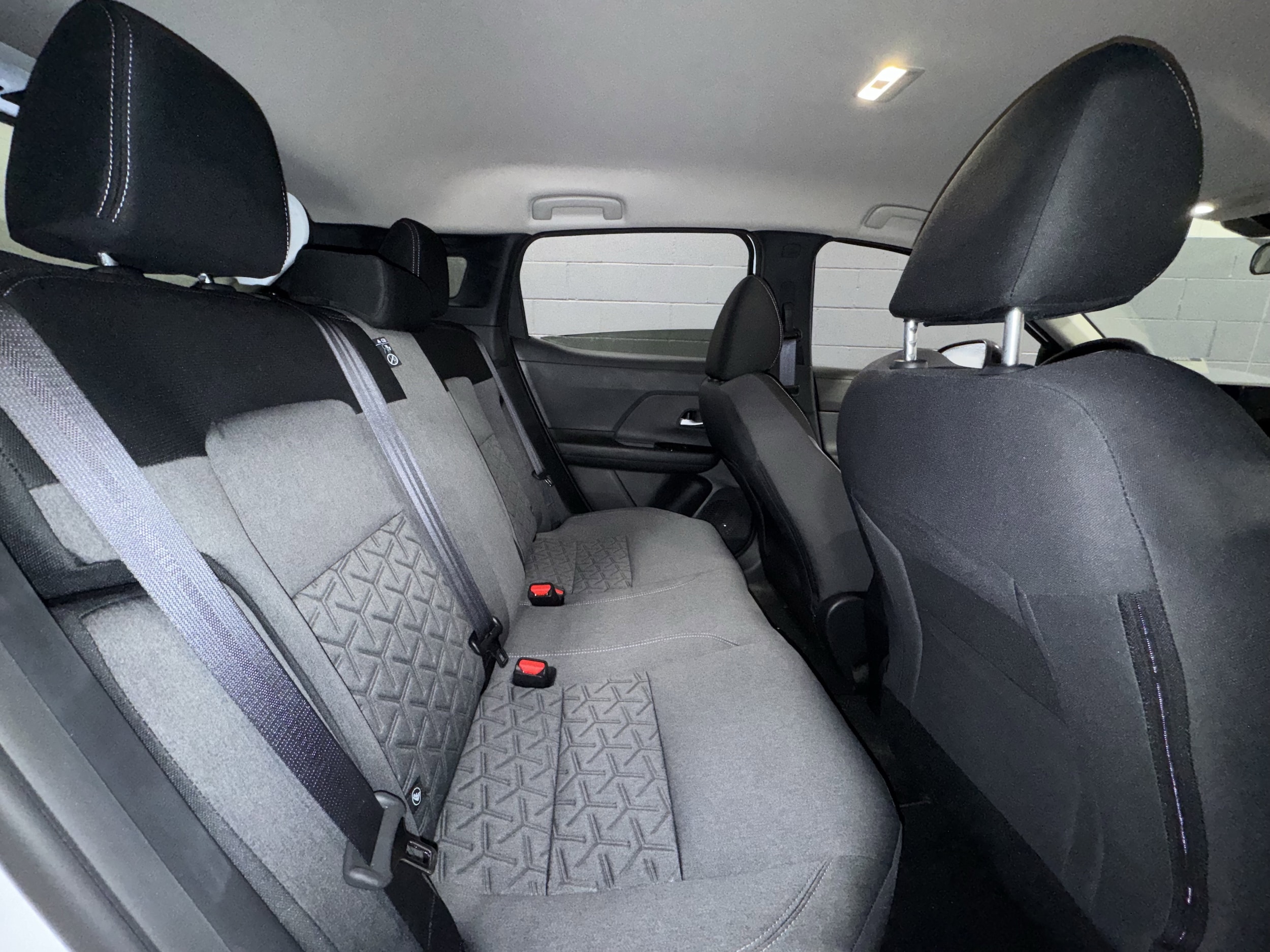 2026 Nissan KICKS SV AWD - Photo 11