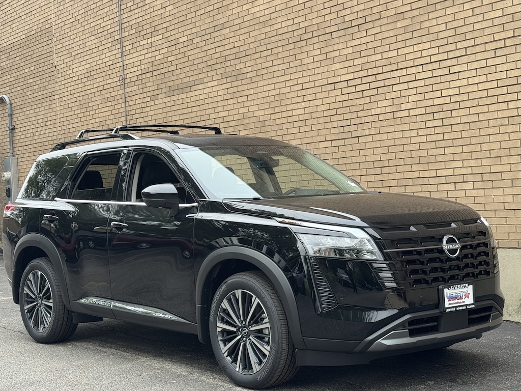 New 2026 Nissan Pathfinder Platinum SUV