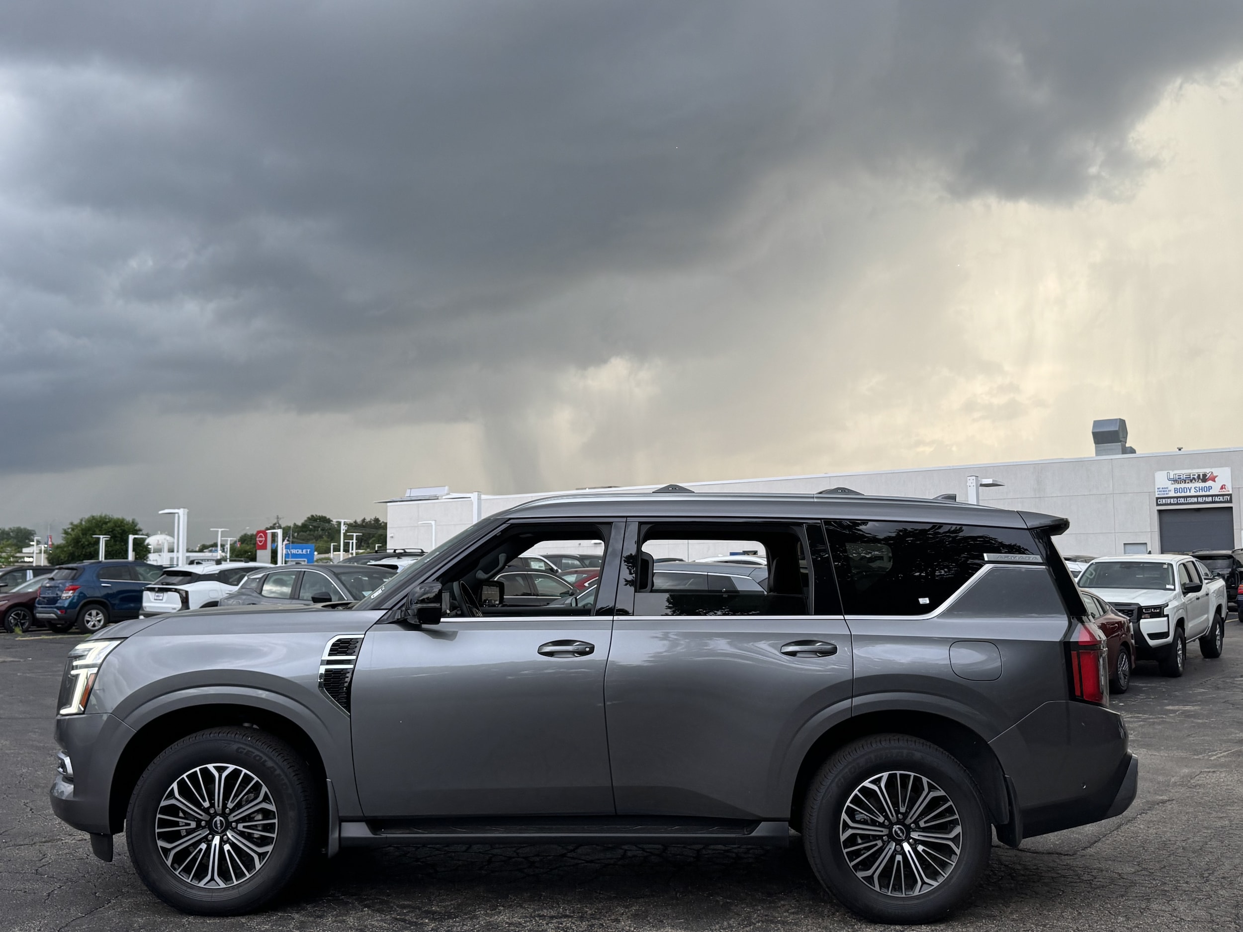 2026 Nissan Armada Platinum - Photo 39