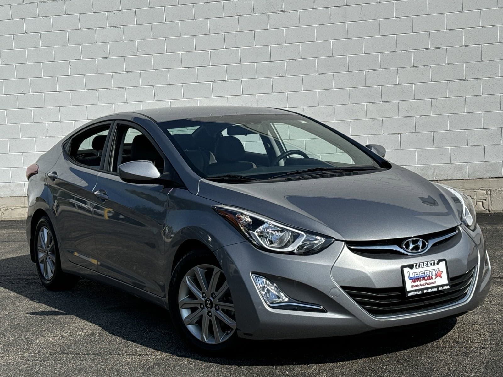 Used 2016 Hyundai Elantra SE with VIN KMHDH4AE3GU502284 for sale in Libertyville, IL