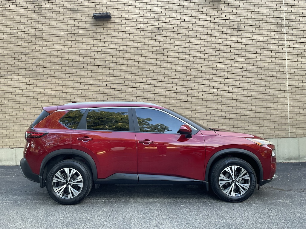 Used 2023 Nissan Rogue SV SUV