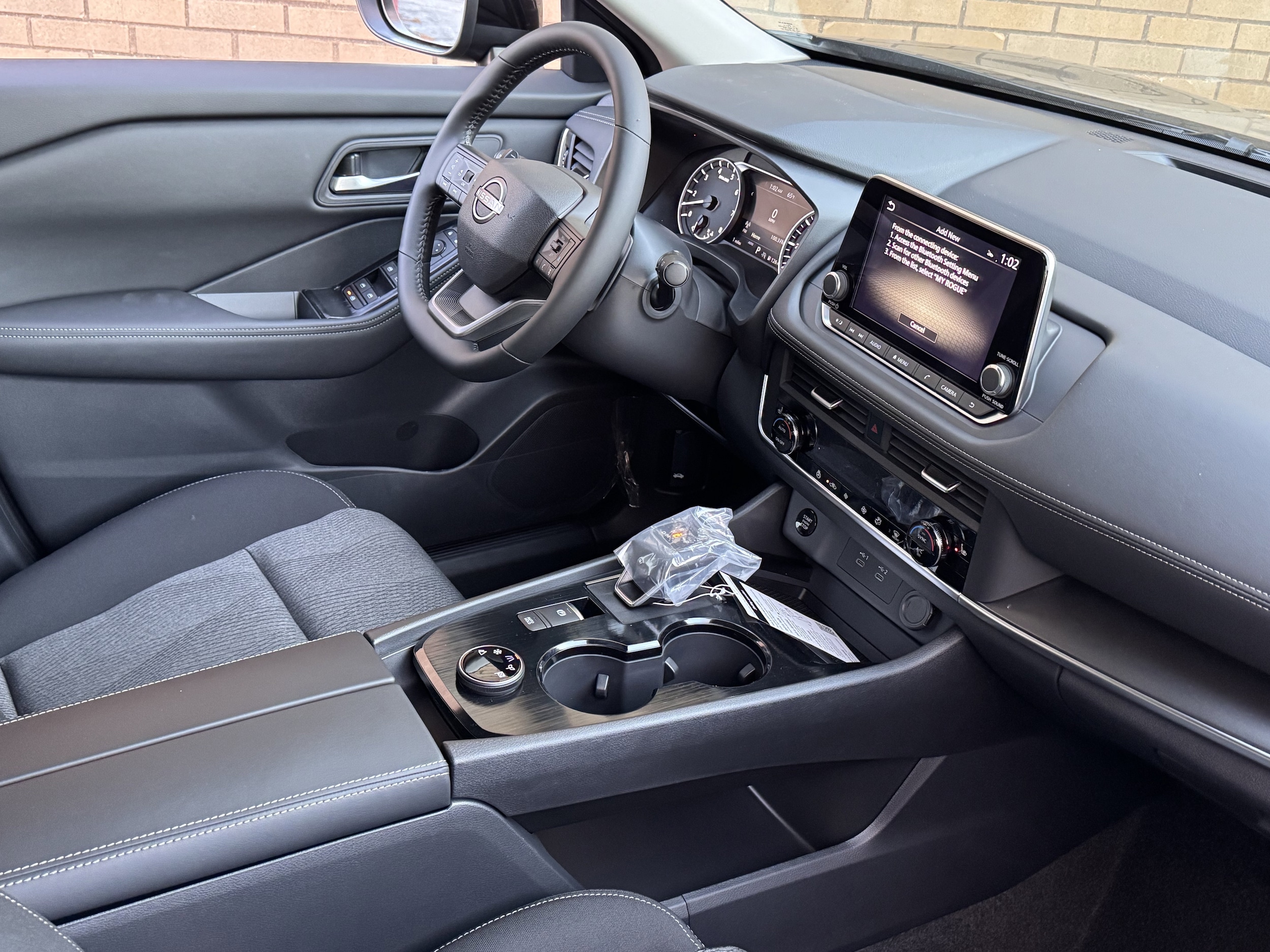 2026 Nissan Rogue SV - Photo 12
