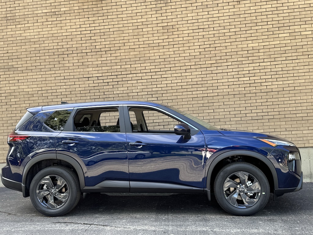 New 2026 Nissan Rogue SV SUV