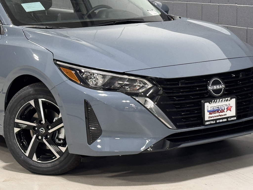 New 2025 Nissan Sentra SV Sedan