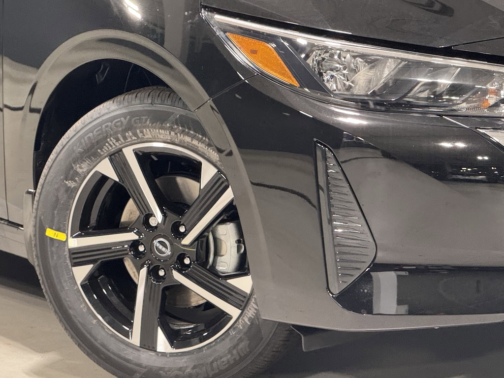 New 2025 Nissan Sentra SV Sedan